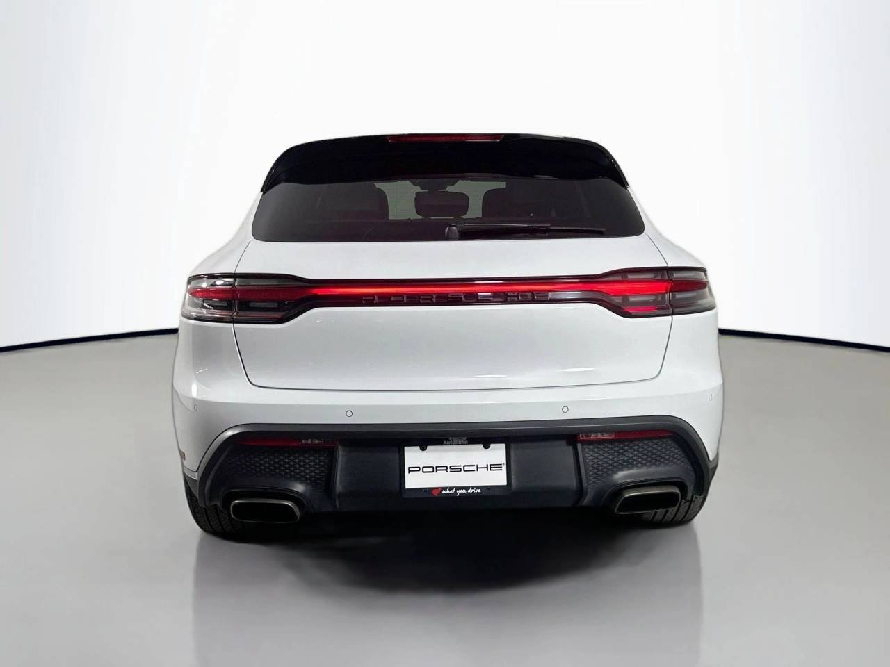 Certified Used 2022 Carrara White Metallic Porsche  image 6
