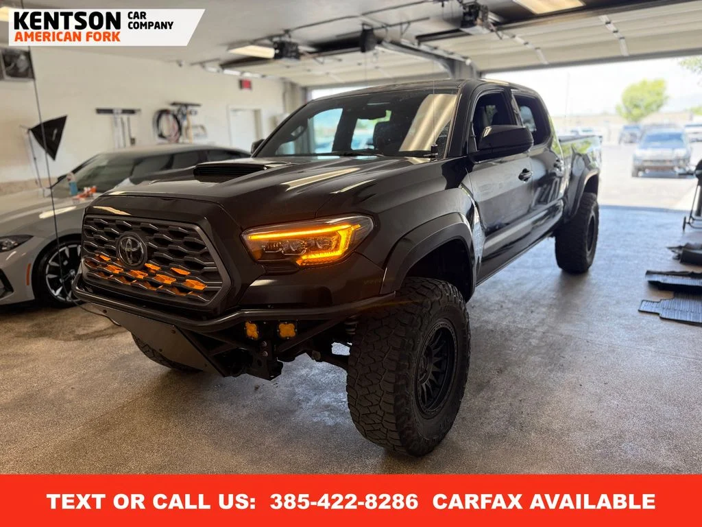 2018 Toyota Tacoma TRD Sport Double Cab V6 4x4 V6 Auto LB's photo