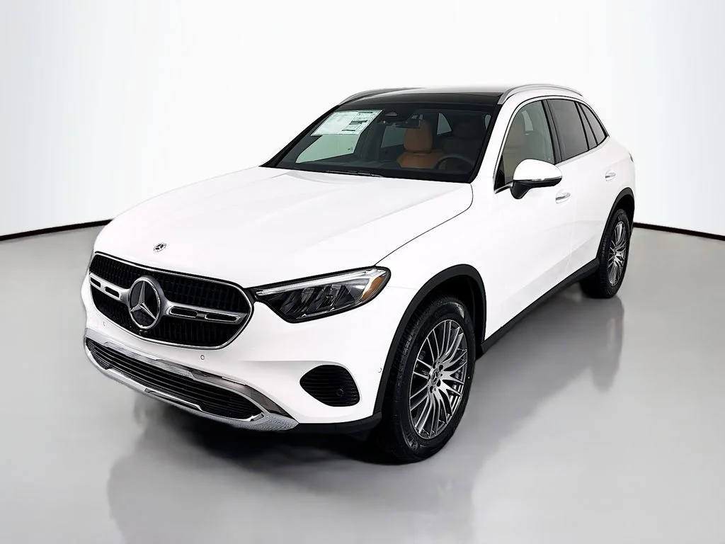 New 2026 Polar White Mercedes-Benz GLC 300 image 1