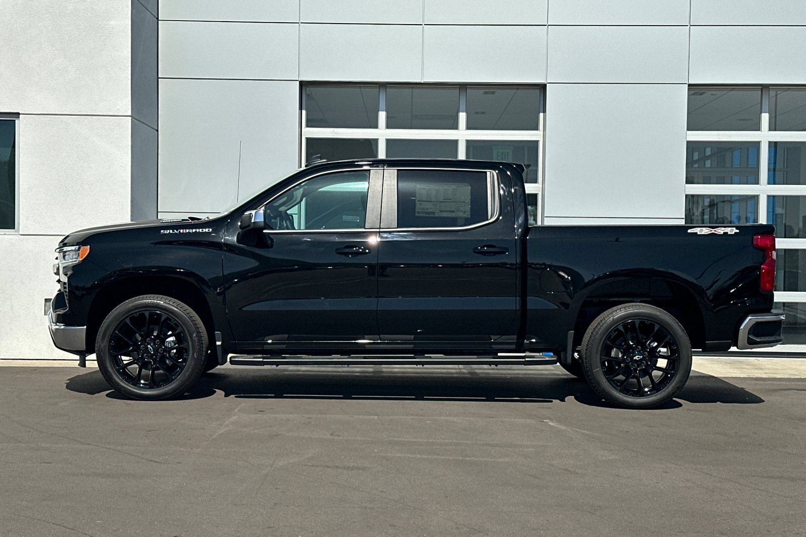 2026 Chevrolet Silverado 1500 LT - Photo 7