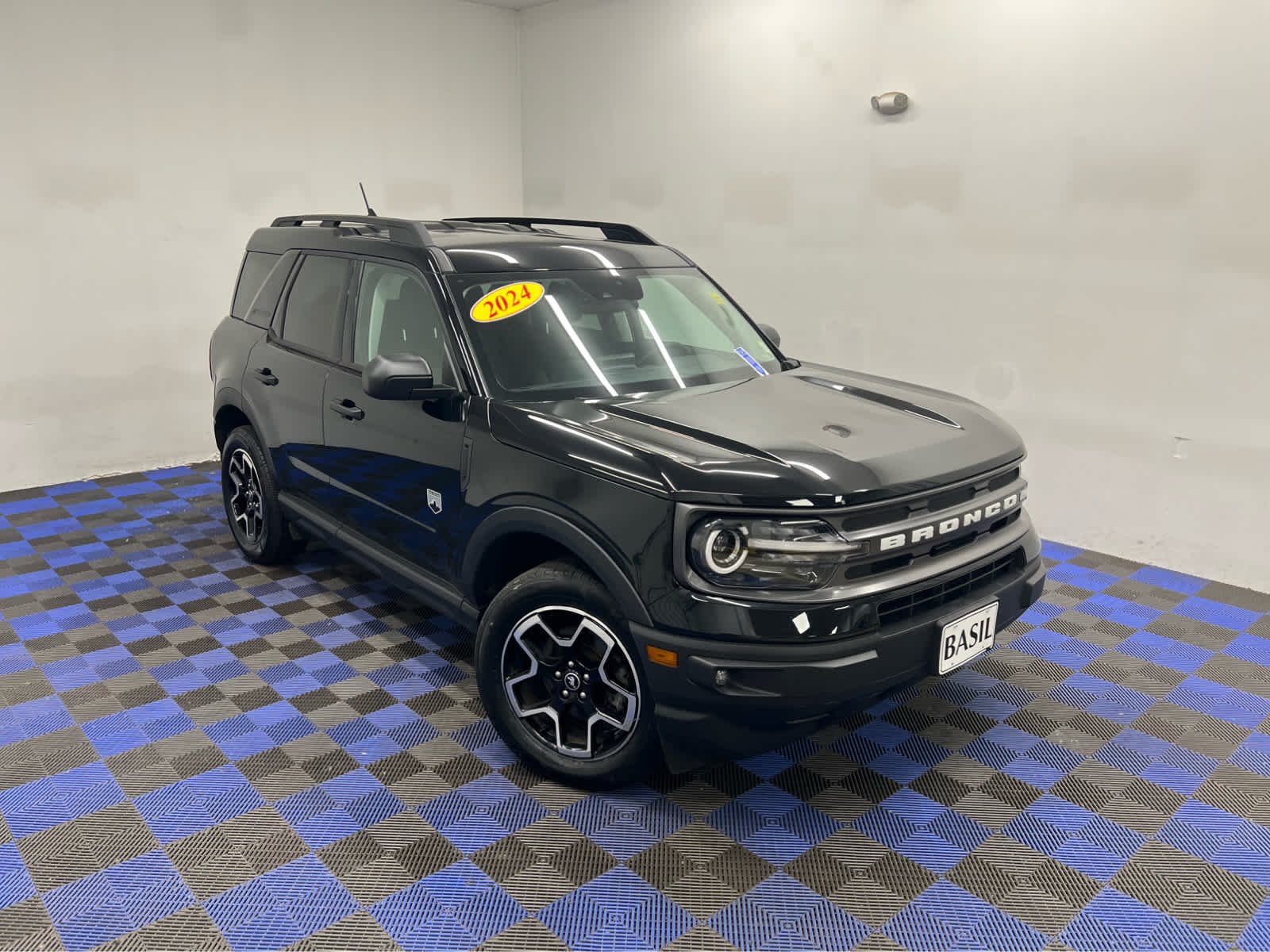 Used 2024 Shadow Black Ford Big Bend image 31