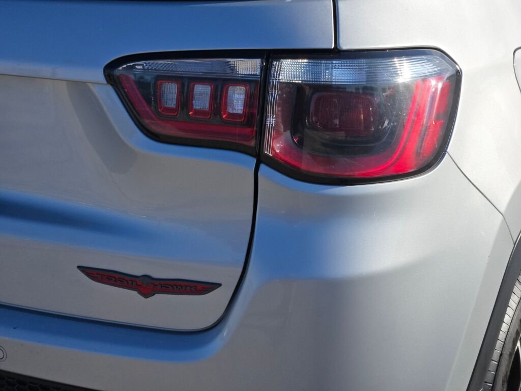 Used 2024 Silver Jeep Trailhawk image 11