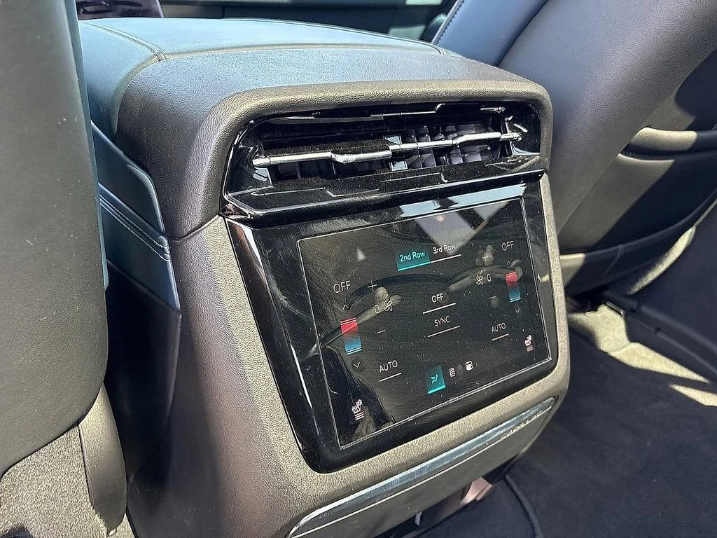 2025 Cadillac Escalade IQ Sport 2 - Photo 9