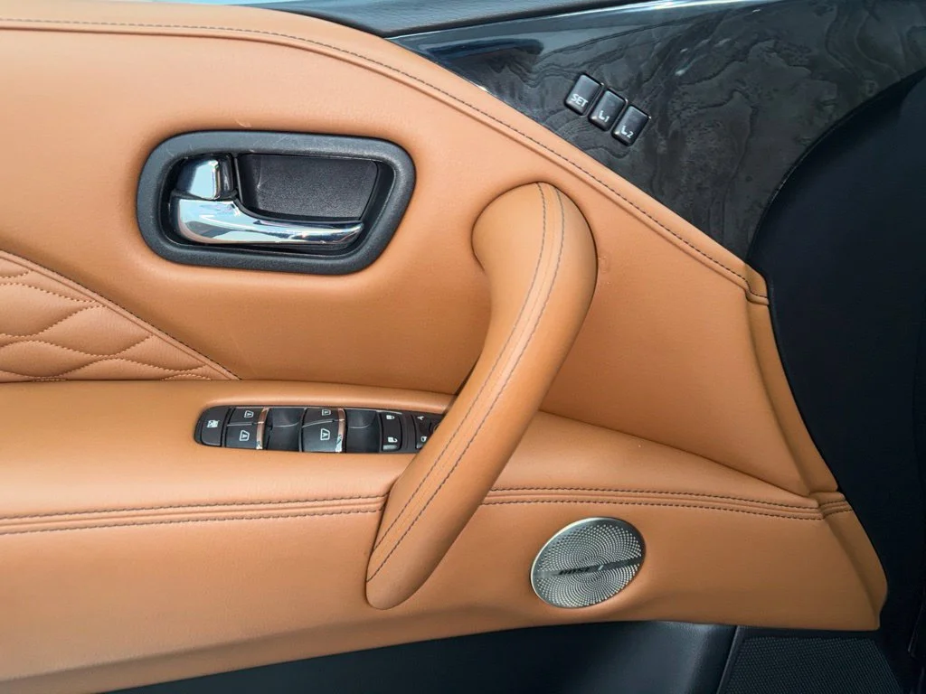 Used 2021 Blue INFINITI Sensory image 21