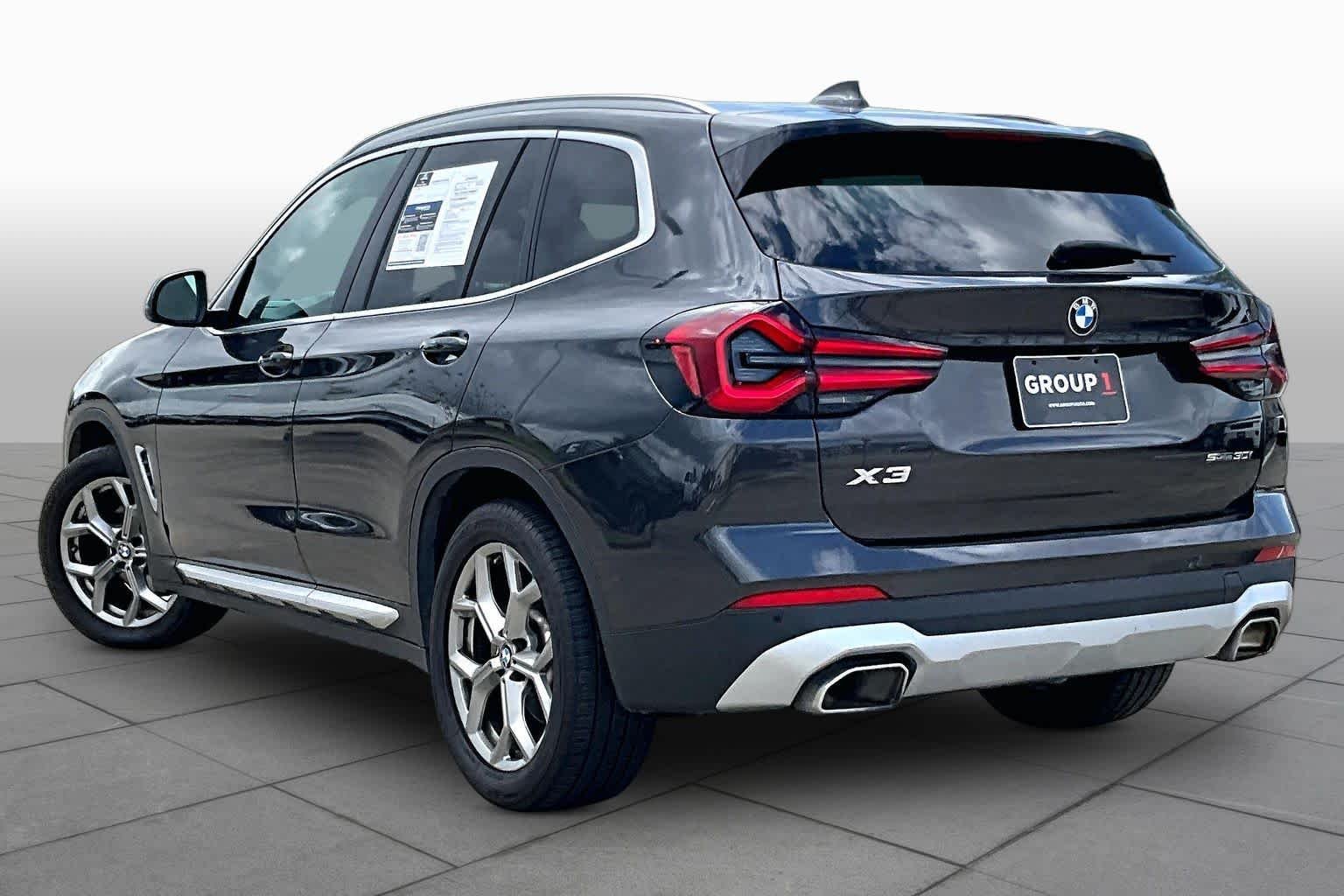 Used 2024 Dark Graphite Metallic BMW sDrive30i image 11