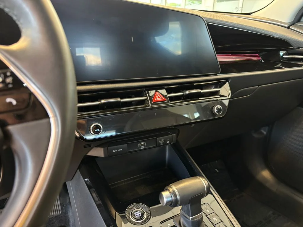 Used 2023 Blue Kia SX image 18