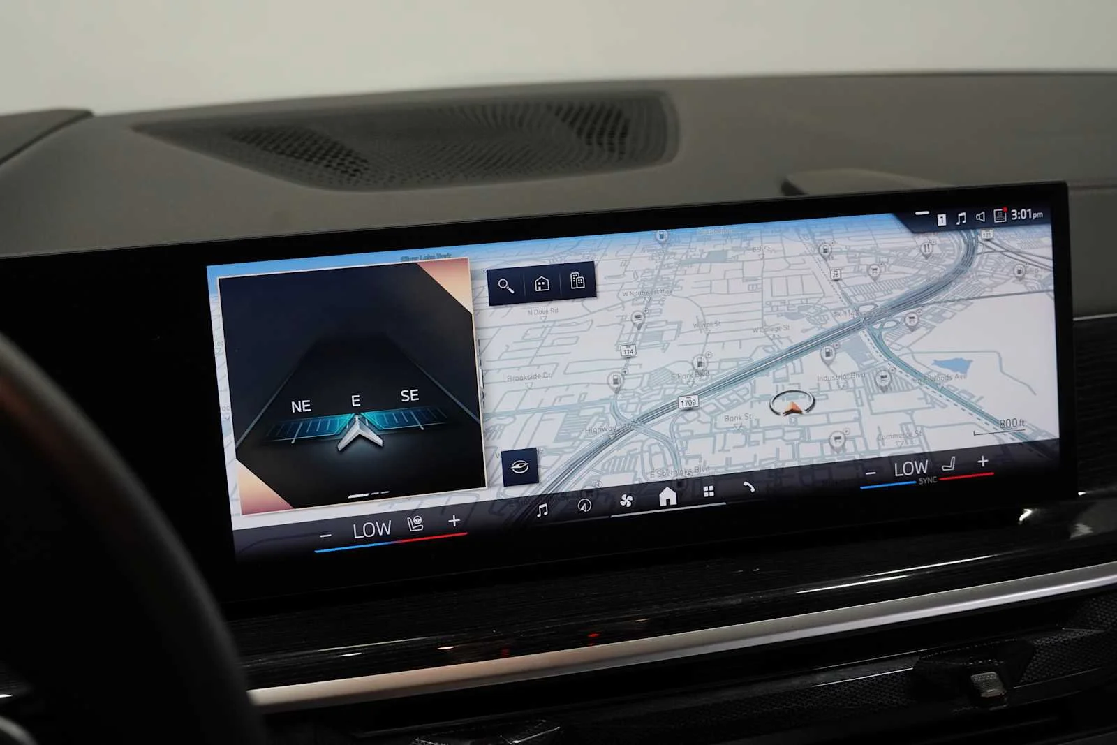 Used 2026 Brooklyn Grey Metallic BMW xDrive40i image 17