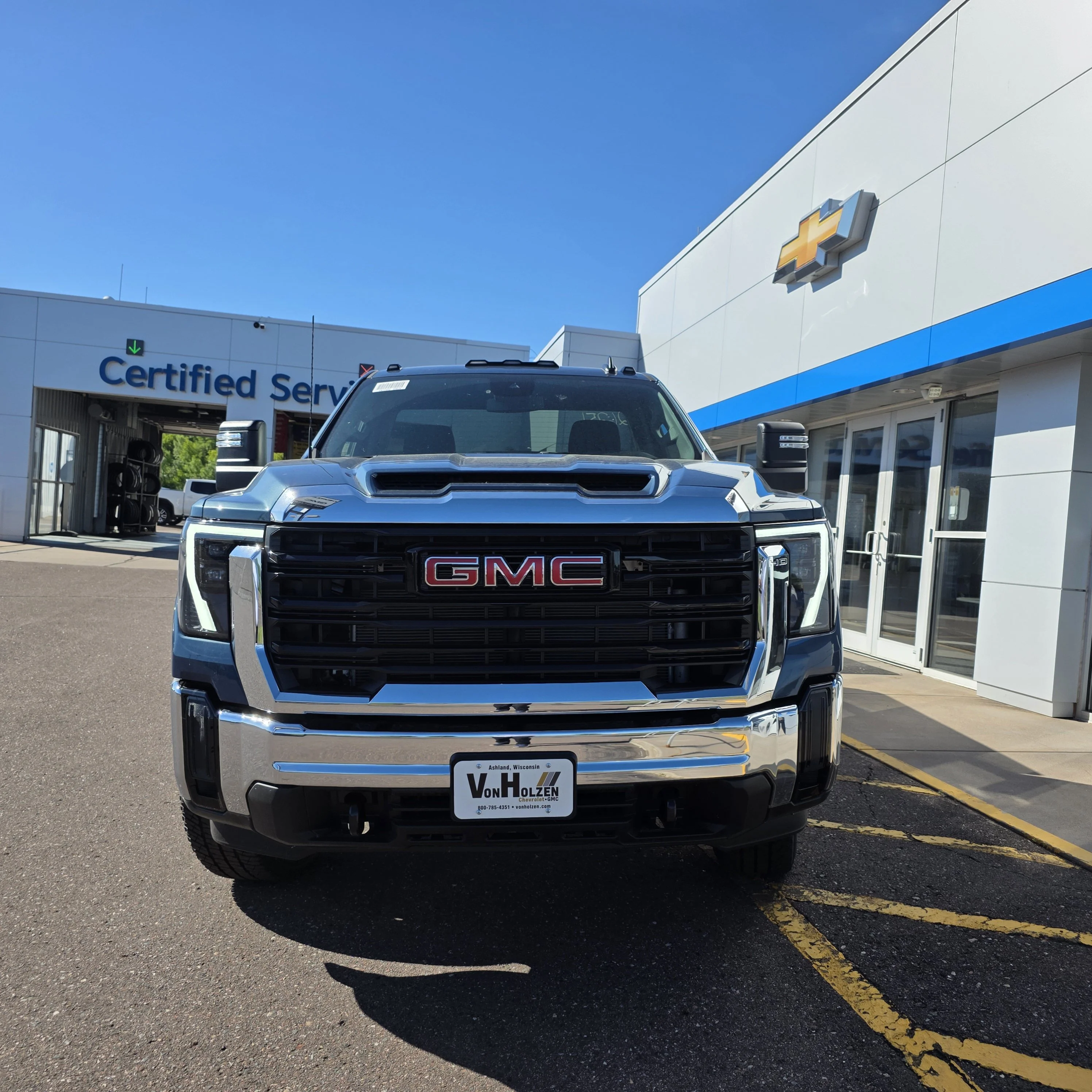 2026 GMC Sierra 2500HD Pro - Photo 6
