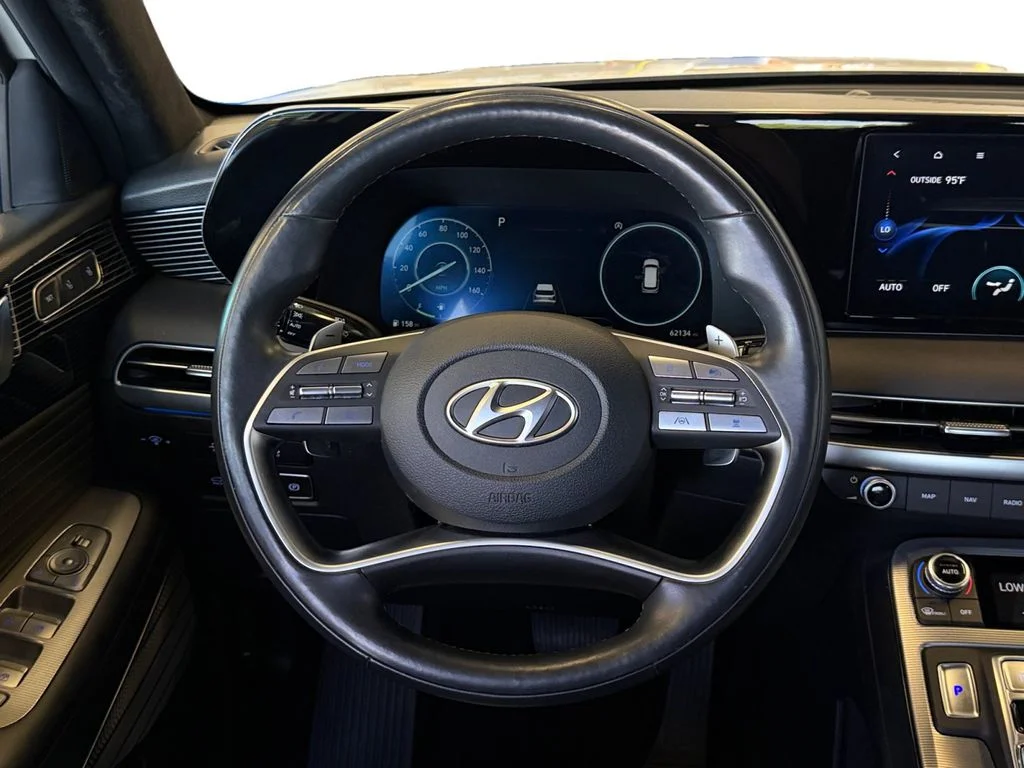 Used 2024 White Hyundai Calligraphy image 17