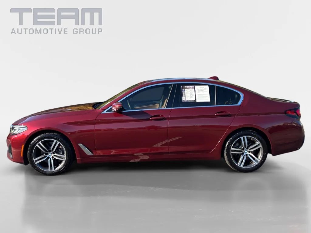 Used 2023 Red BMW 530i image 4
