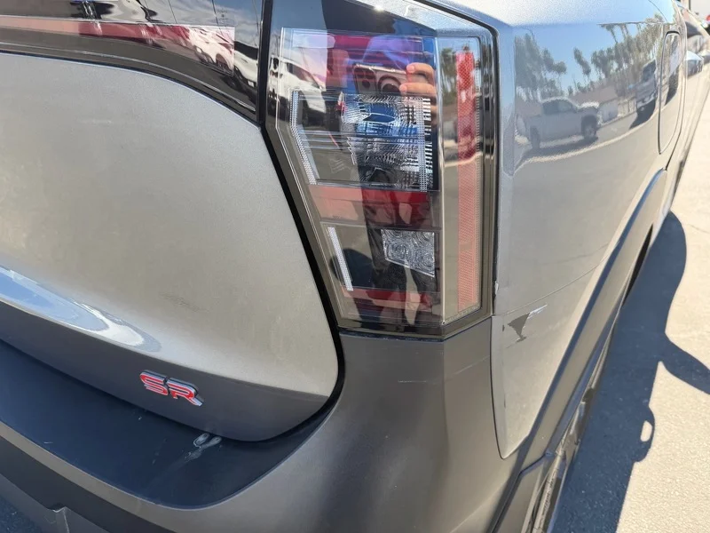 Used 2025 Gun Metallic/supe Nissan SR image 22