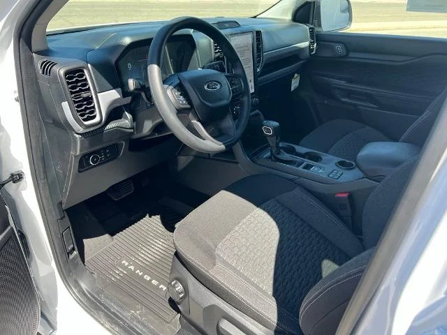 New 2026 Oxford White Ford XL image 40