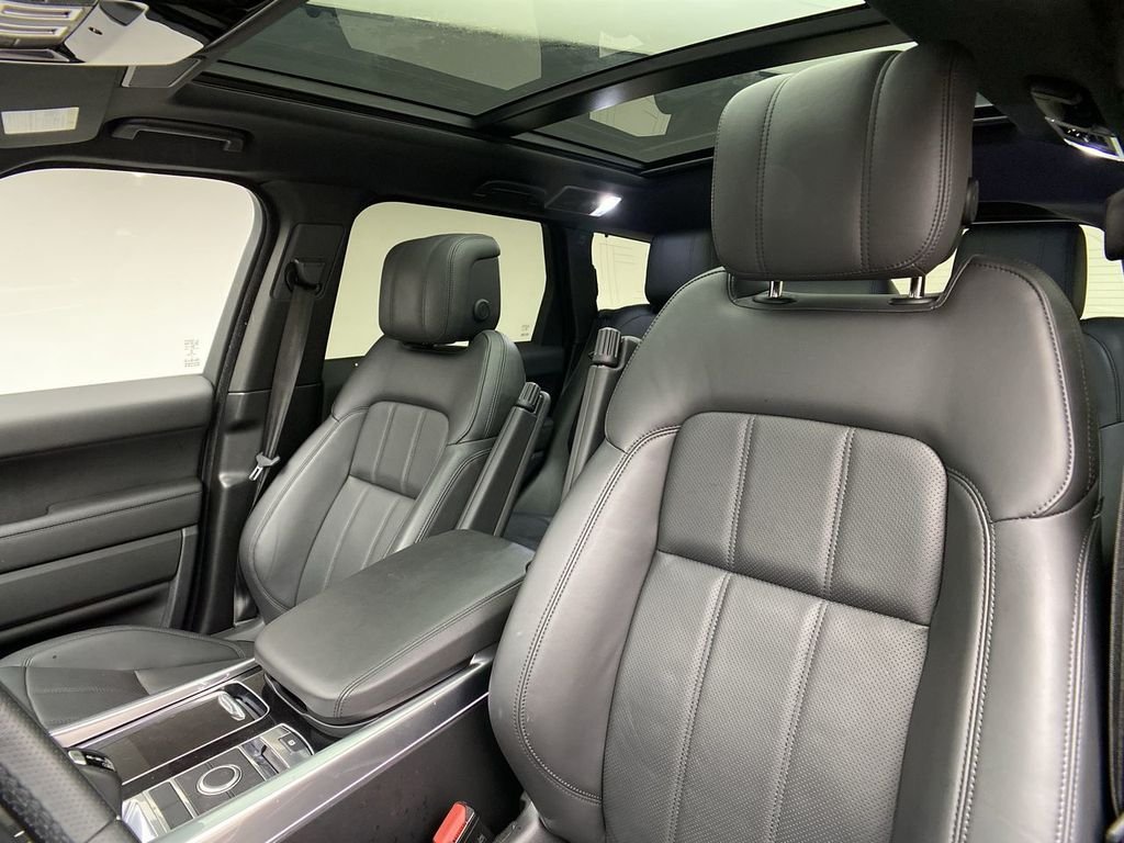 Used 2022 Hakuba Silver Metallic Land Rover HSE Silver Edition image 12