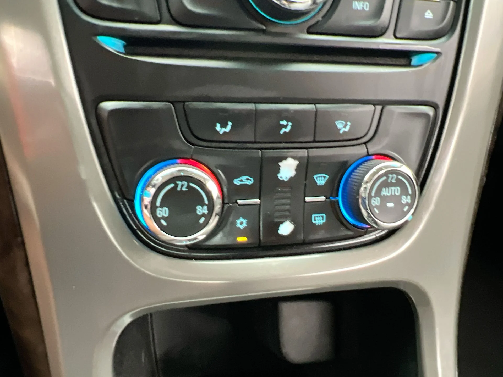 Used 2013 Blue Buick Base image 24