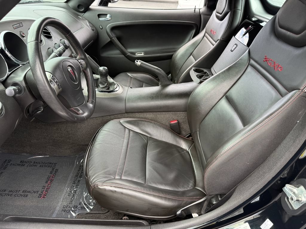Used 2009 MYSTERIOUS (BLACK) Pontiac GXP image 23