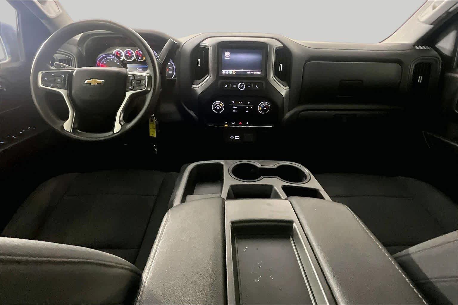 Used 2022 Satin Steel Metallic Chevrolet Custom image 14