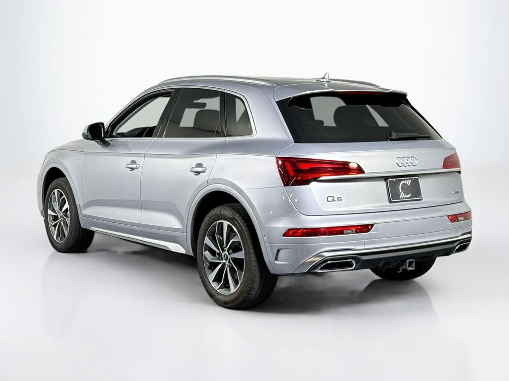Used 2023 Florett Silver Metallic Audi 45 S line Prestige image 3