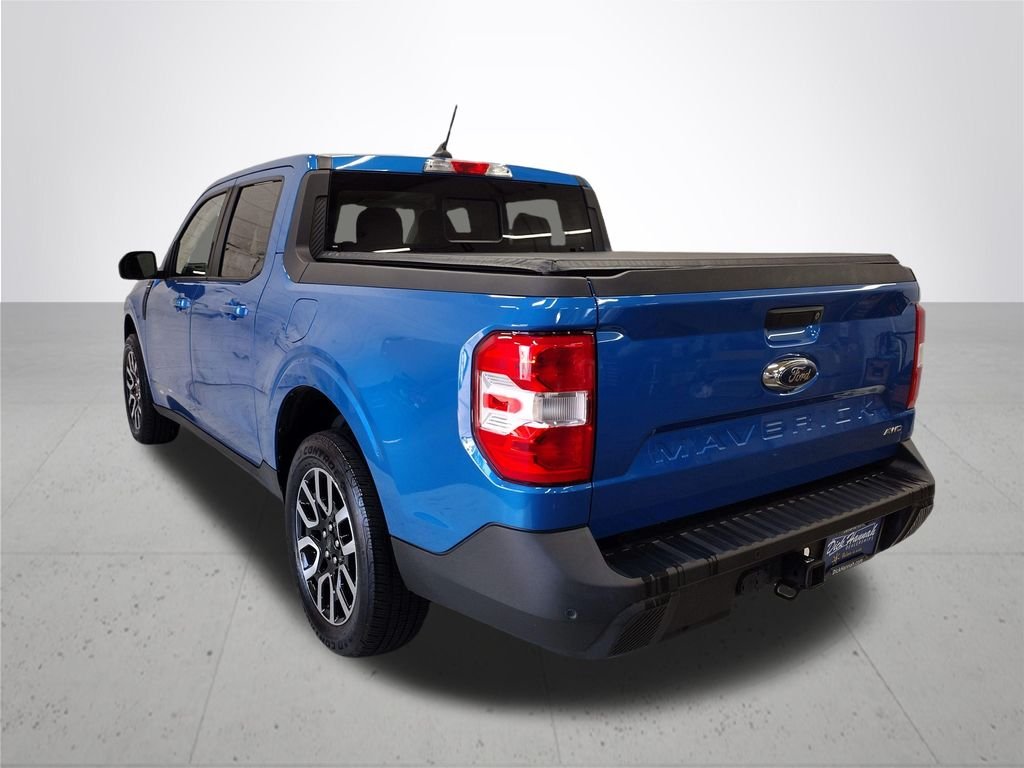 Used 2022 Blue Metallic Ford Lariat image 12