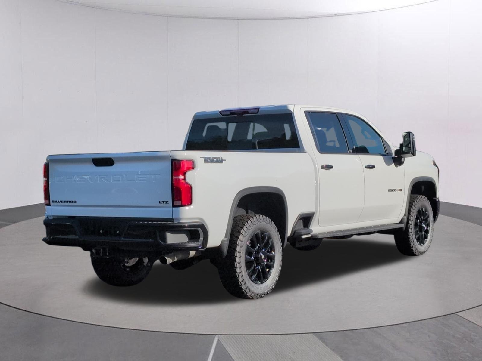 2026 Chevrolet Silverado 2500 HD LTZ - Photo 7