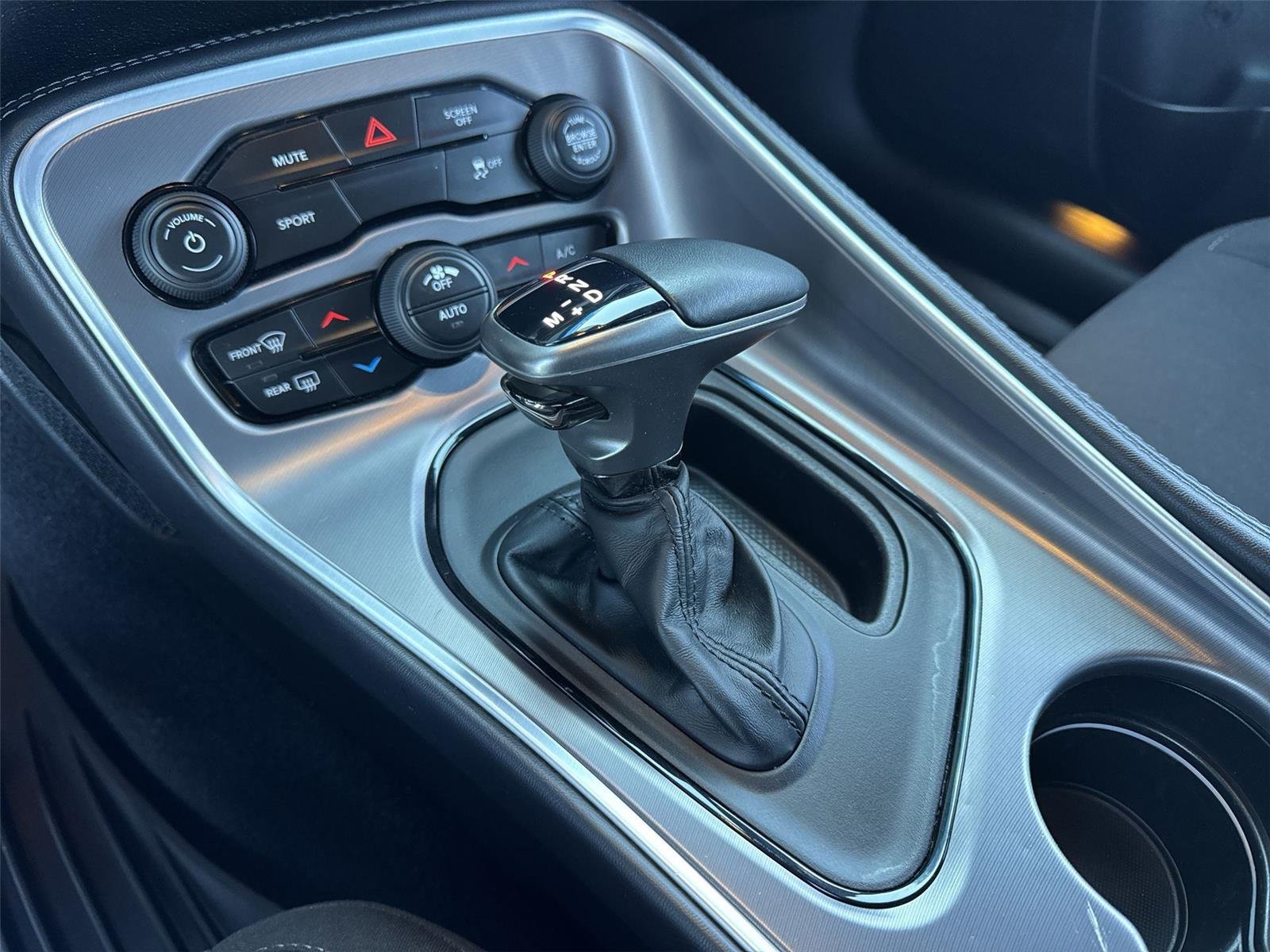 2021 Dodge Challenger SXT - Photo 15