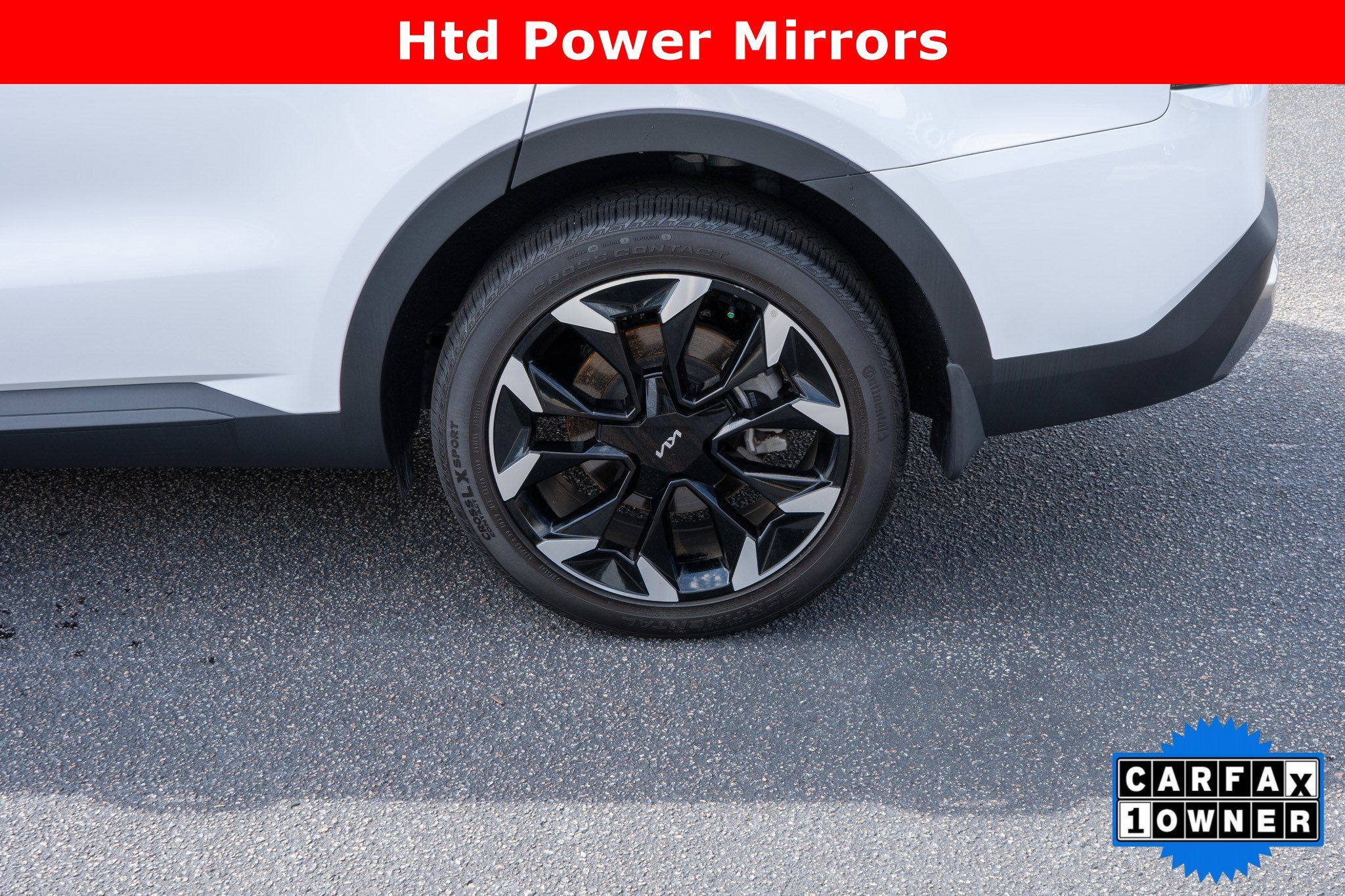 2025 Kia Sorento EX - Photo 11