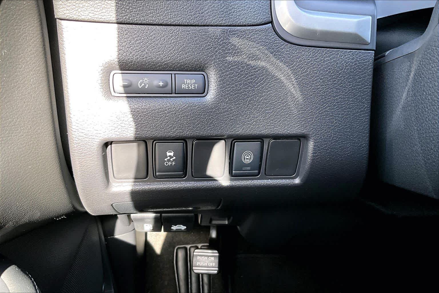 Used 2024 Pearl White Tricoat Nissan SV image 57