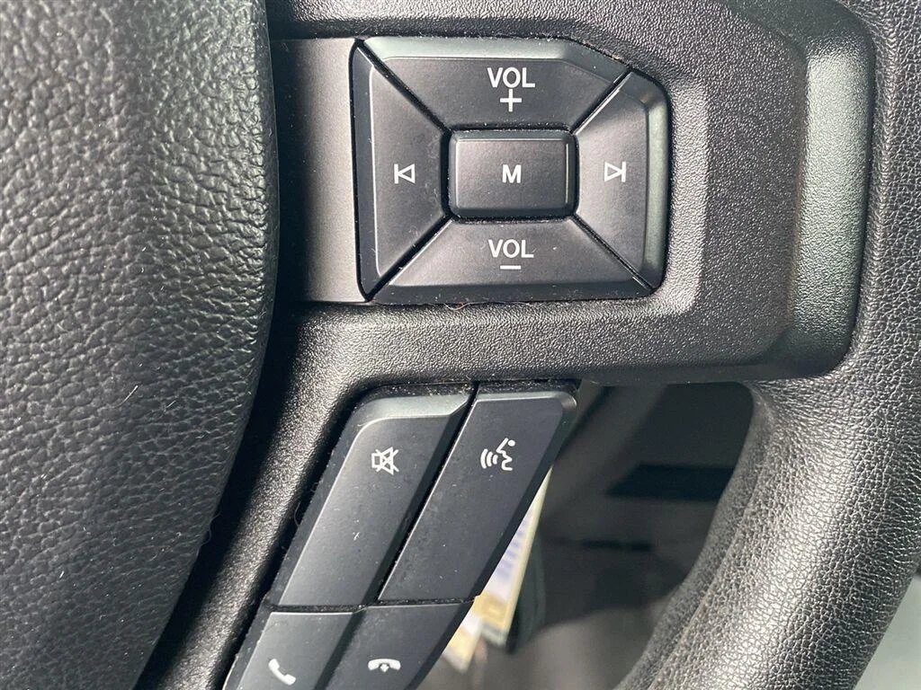 Used 2020 Magnetic Ford XL image 19