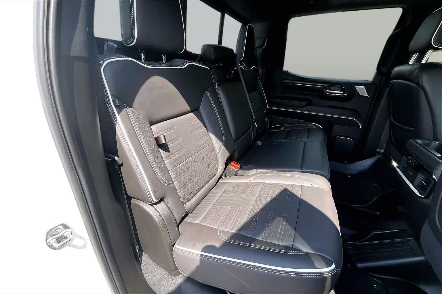 Used 2025 Summit White GMC AT4X image 19