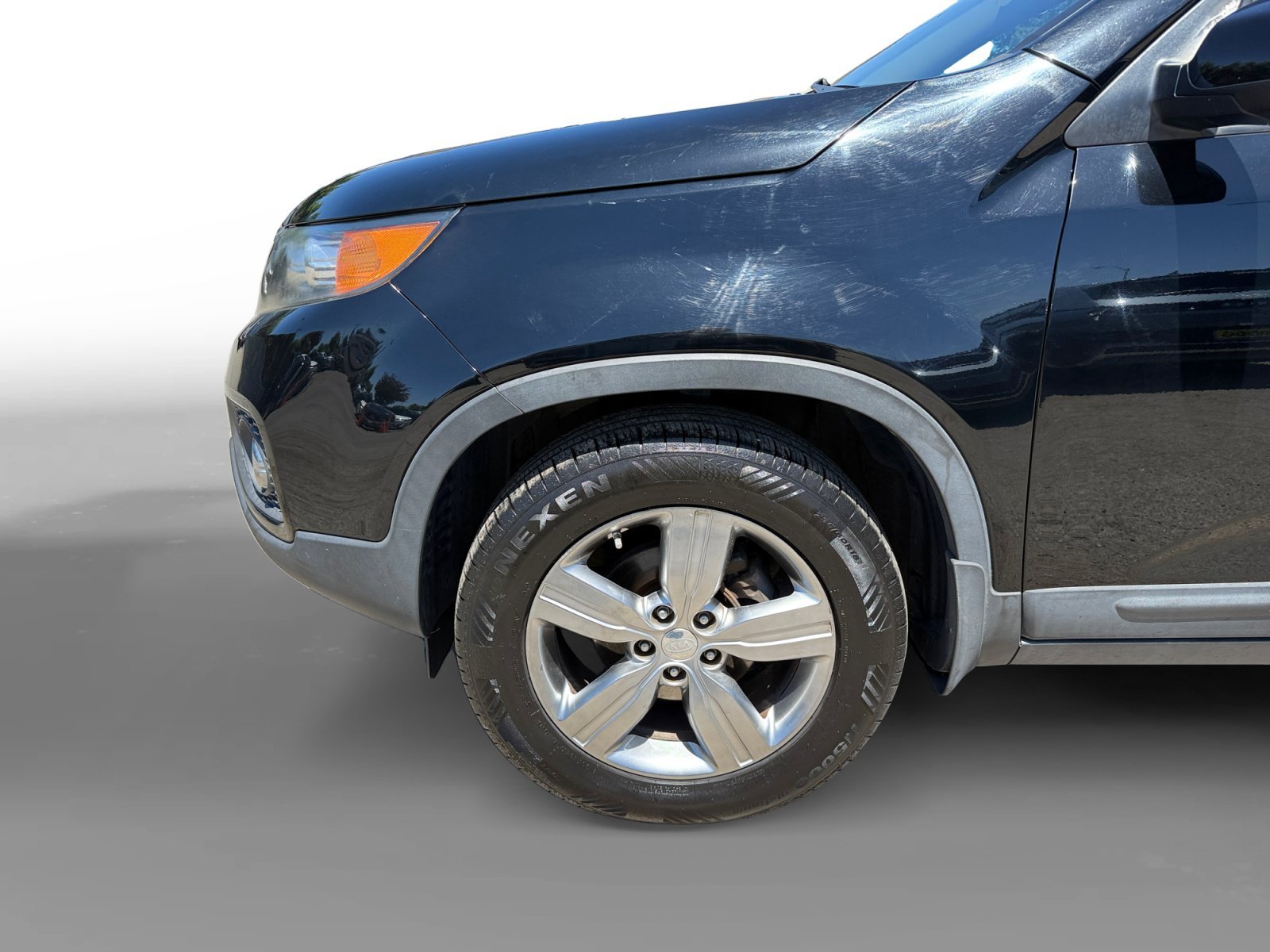 Used 2013 Ebony Black Kia EX image 9