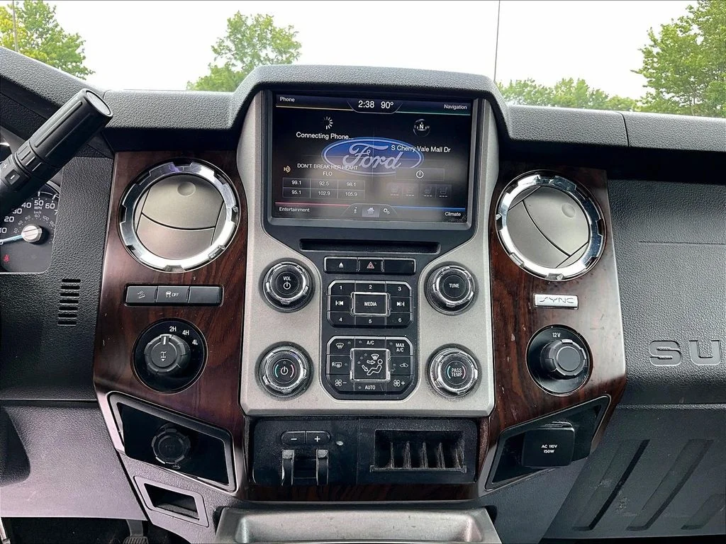 Used 2015 Brown Ford Lariat image 31
