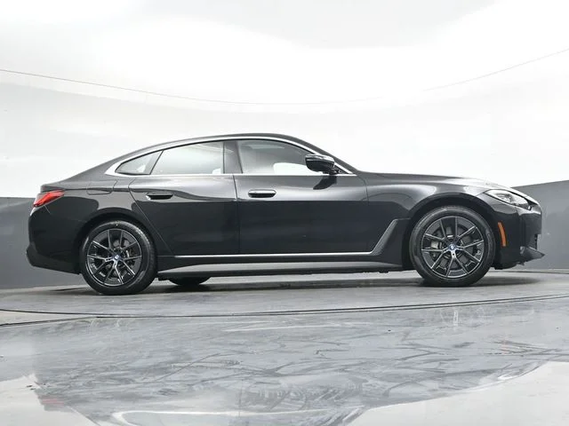Used 2023 Black BMW eDrive35 image 35