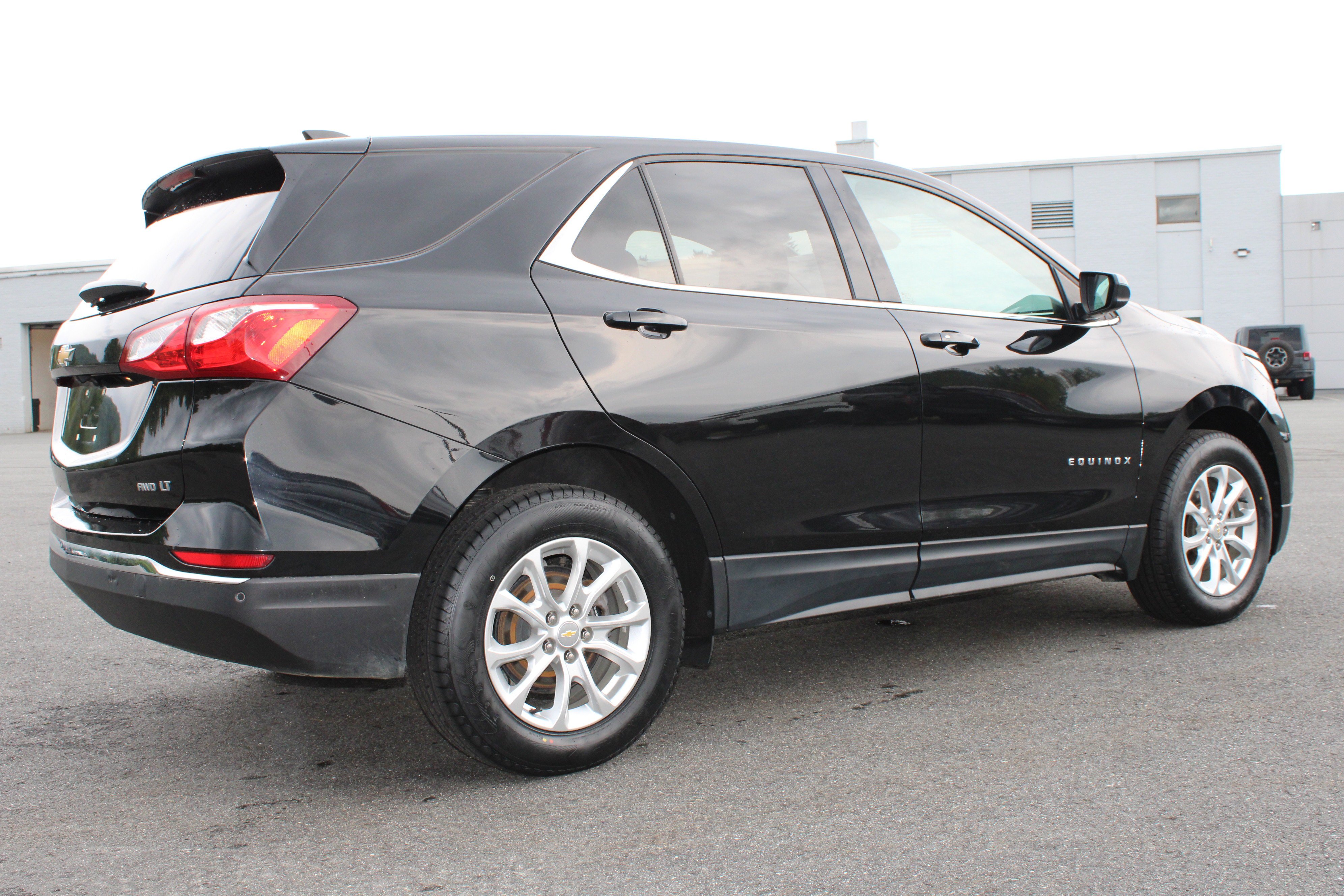 Used 2020 Mosaic Black Metallic Chevrolet LT image 7