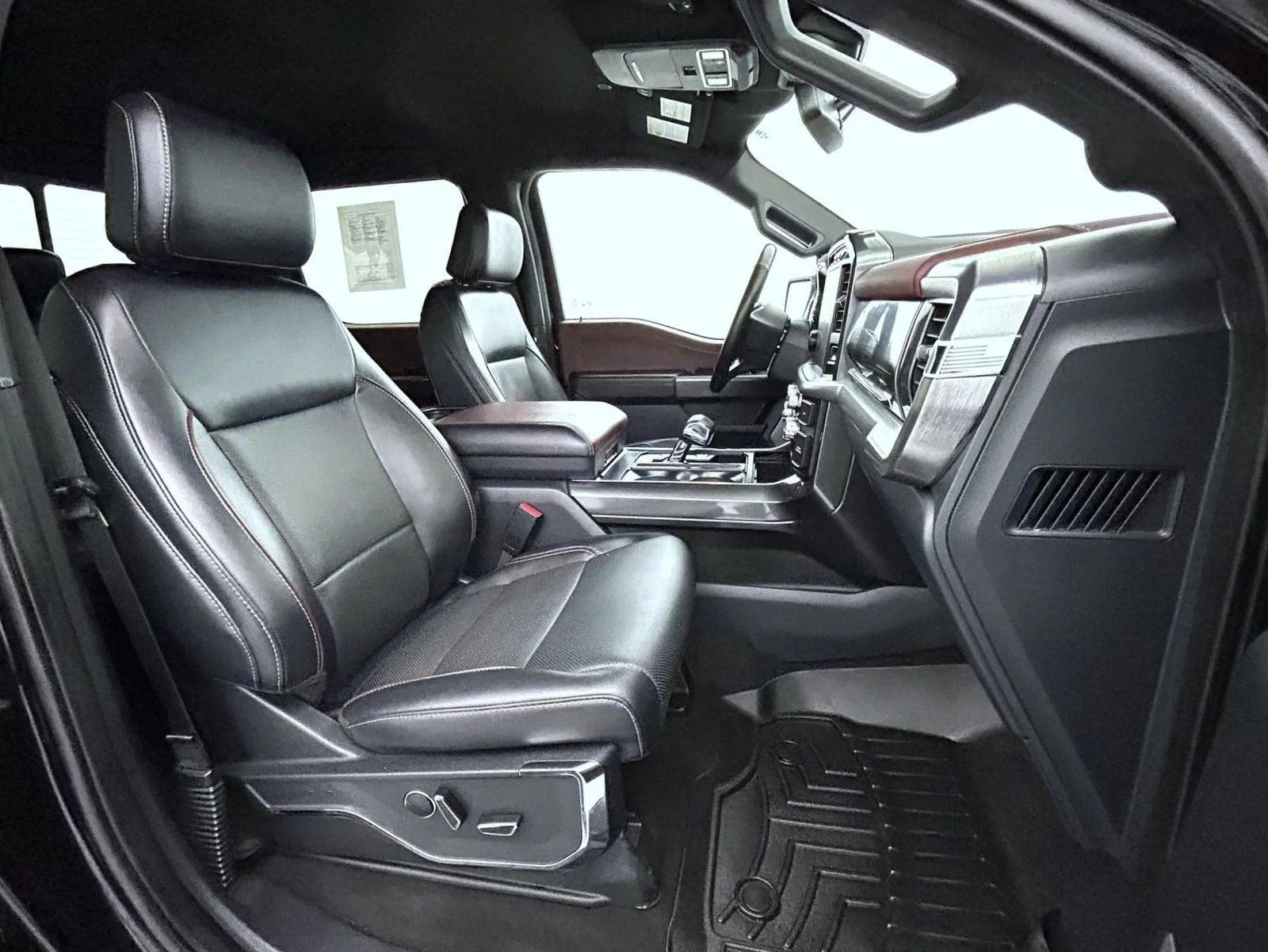 Used 2023 Black Ford Lariat image 15