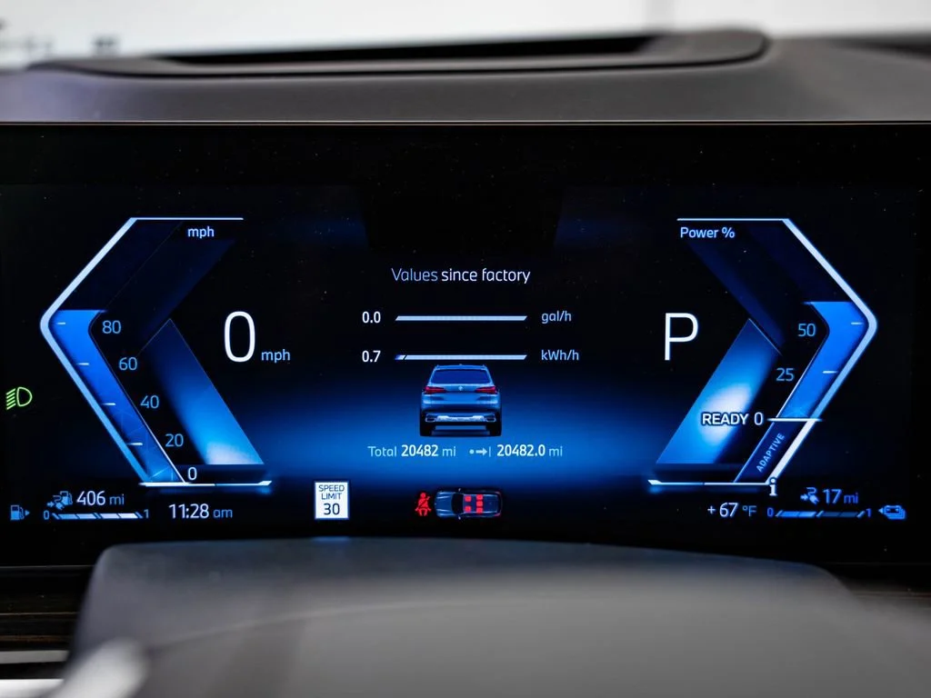 Used 2024 Skyscraper Gray Metallic BMW xDrive50e image 33
