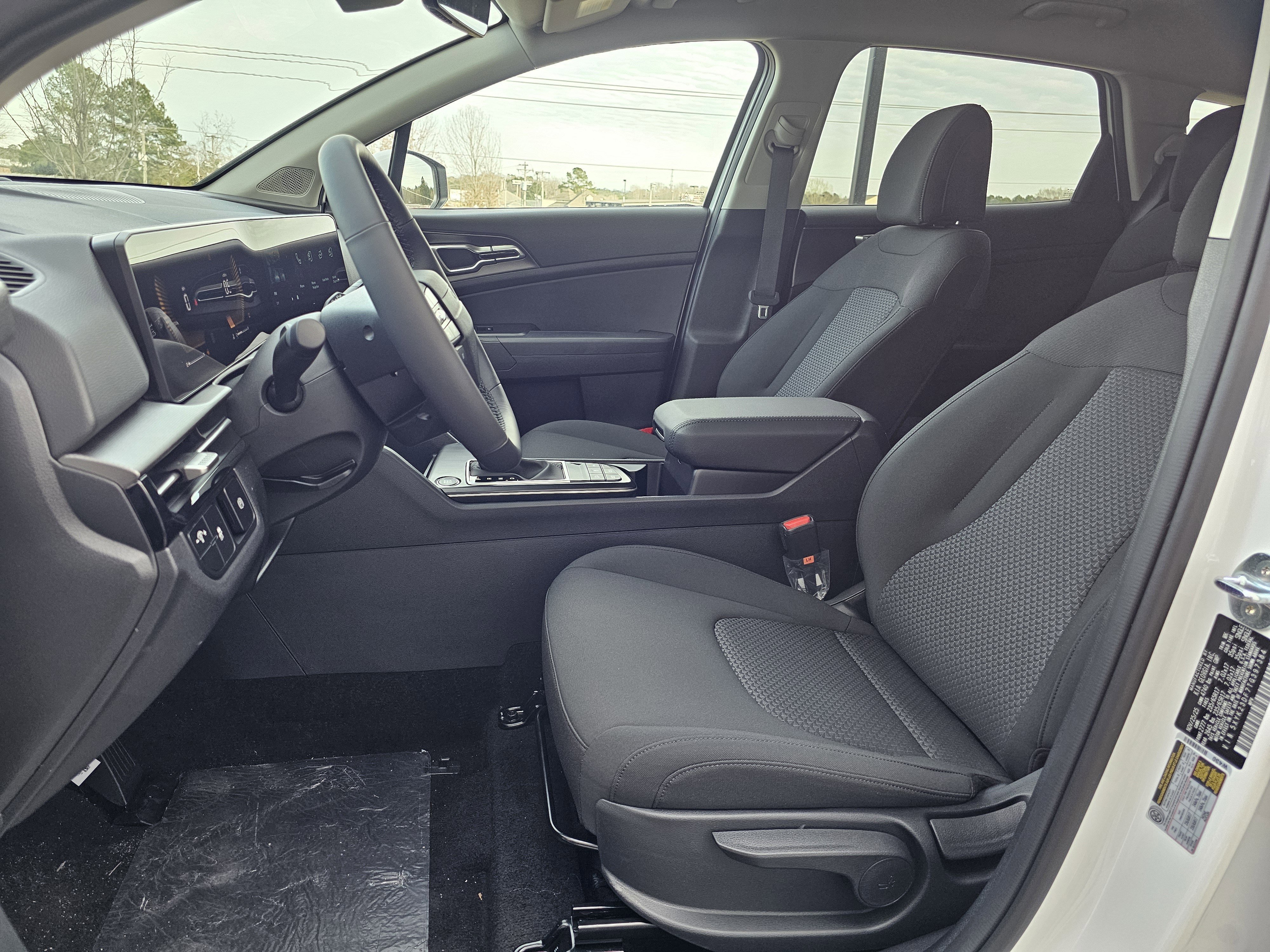 New 2026 Glacial White Pearl Kia LX image 9