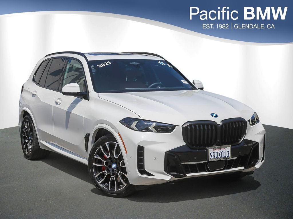 2025 BMW X5 xDrive50e's photo