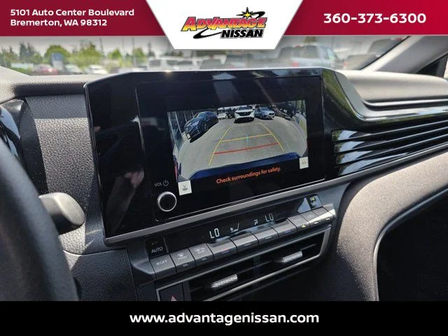 Used 2024 Predawn Gray Mica Toyota SE image 17