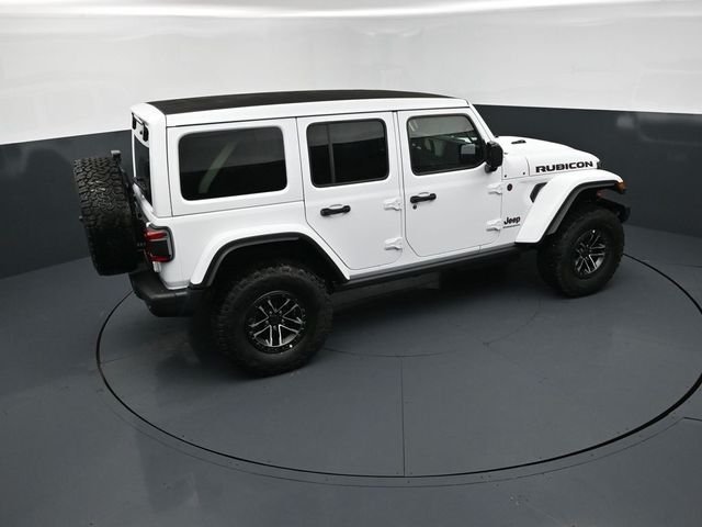New 2026 Bright White Clear-Coat Exterior Paint Jeep Rubicon X image 18