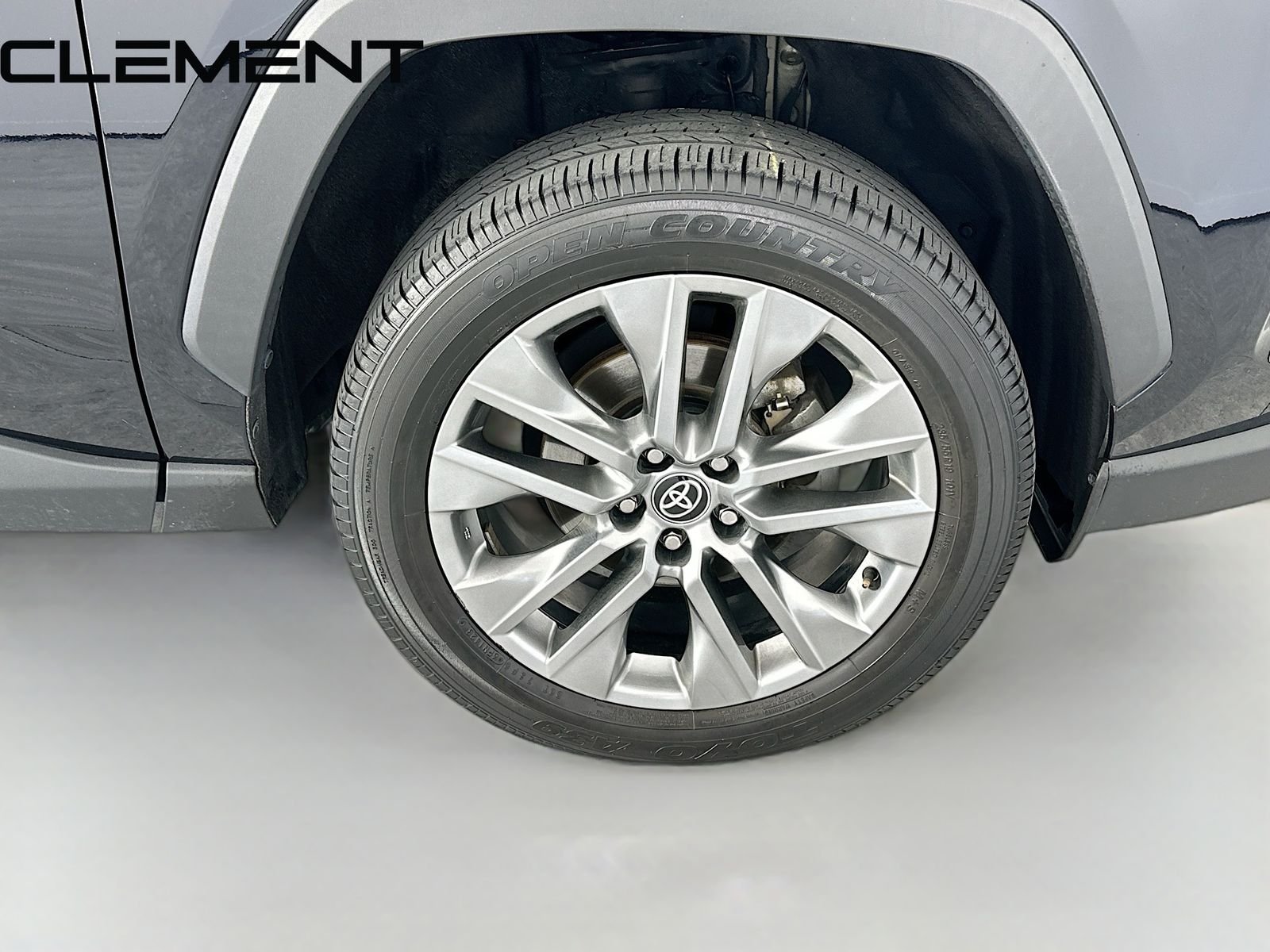 2023 Toyota RAV4 XLE Premium - Photo 37