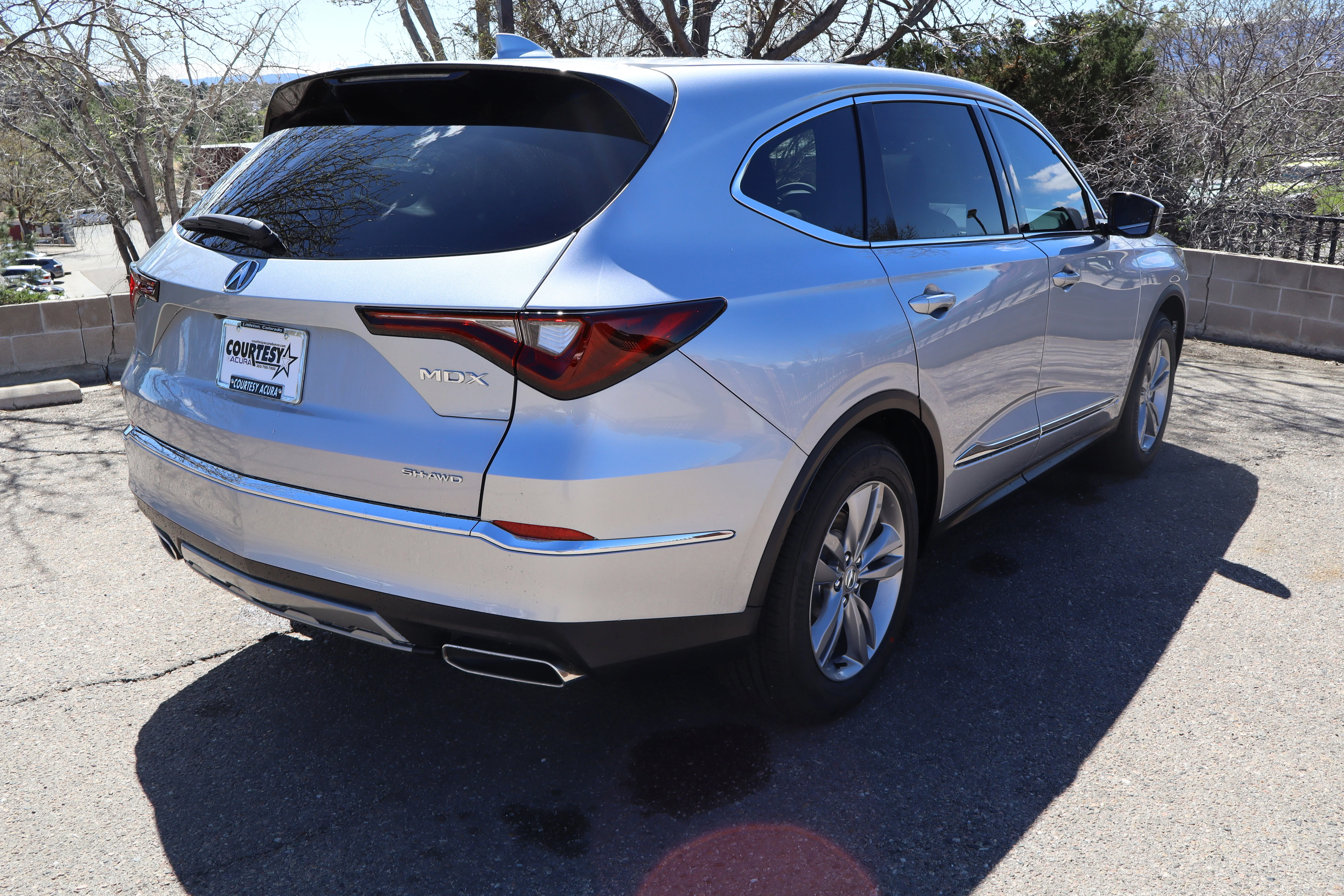 New 2026 Solar Silver Metallic Acura 4MDX image 5