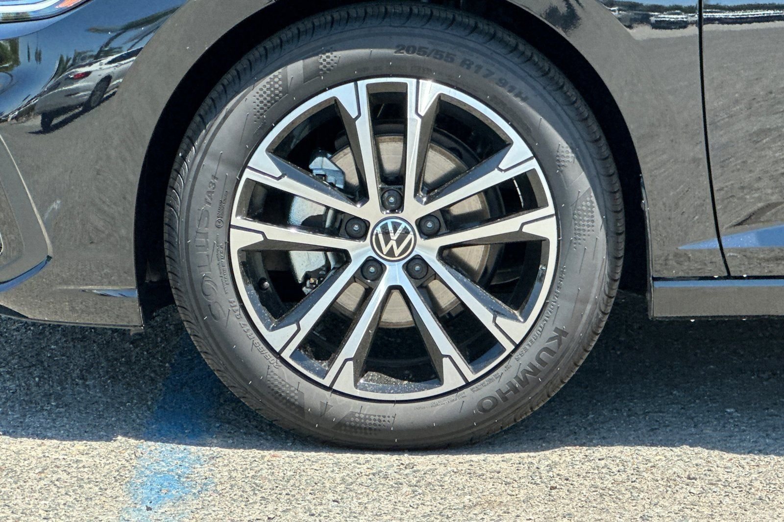 New 2026 Deep Black Pearl Volkswagen 1.5T Sport image 23