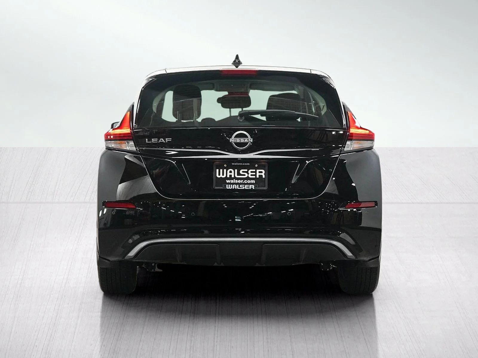 Used 2025 Super Black Nissan S image 5