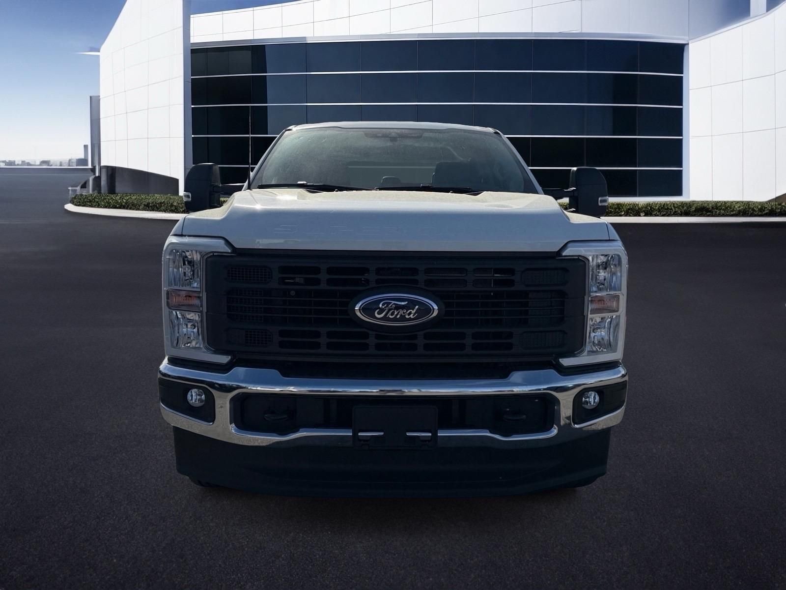 New 2026 Oxford White Ford F-250® XL image 4