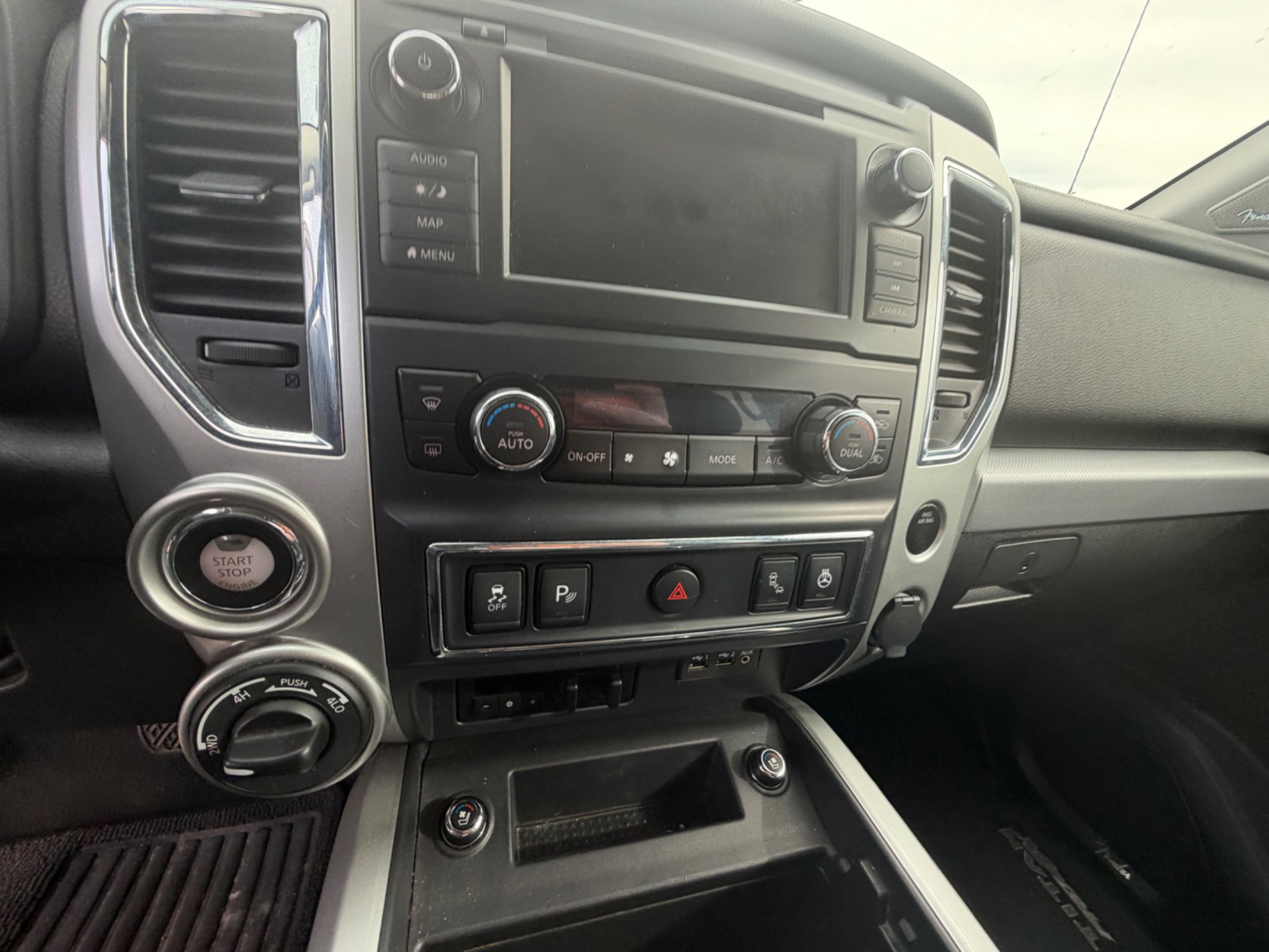 Used 2019 Gun Metallic Nissan PRO-4X image 29