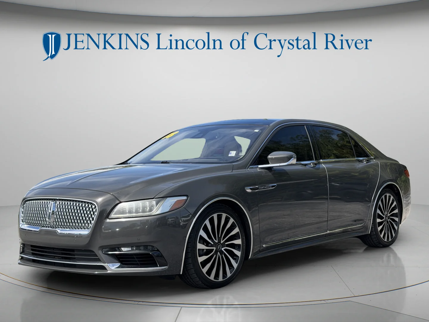 Used 2018 Magnetic Gray Metallic Lincoln Black Label image 9