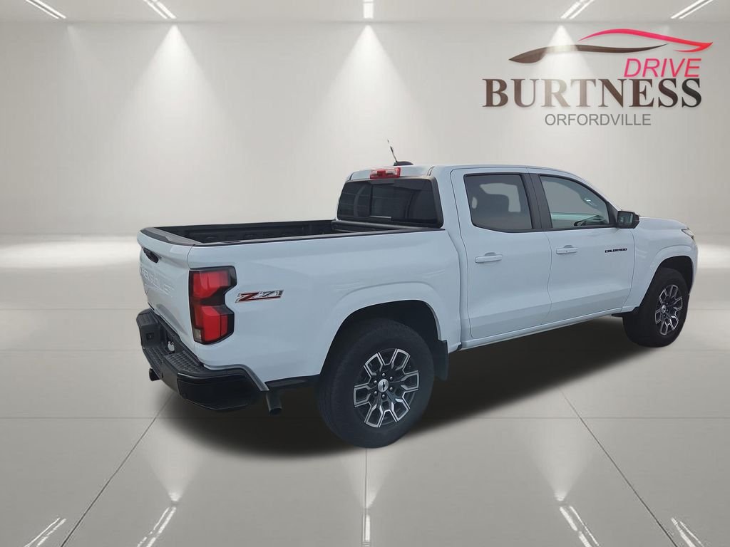Used 2024 White Chevrolet Z71 image 8