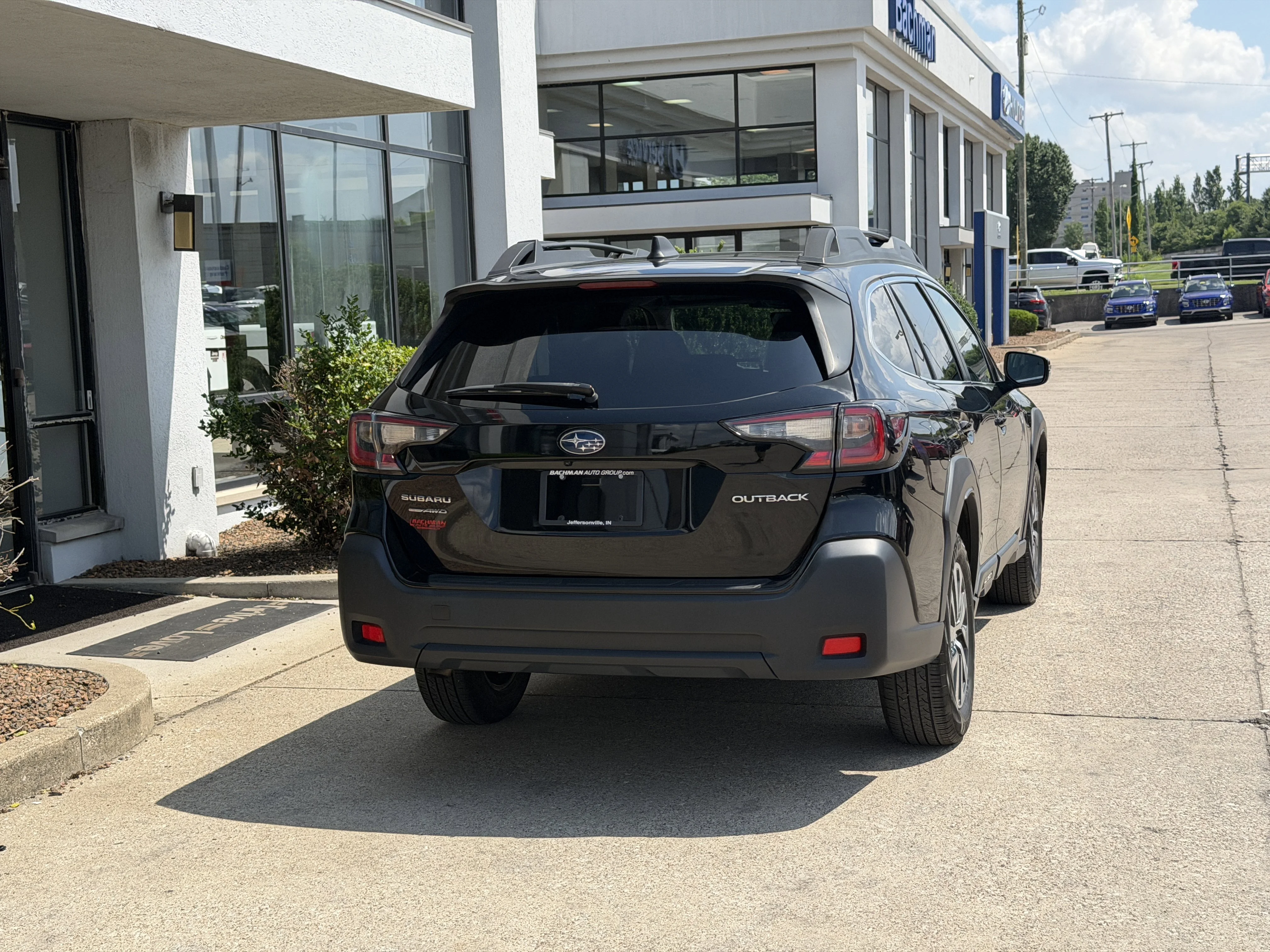 Used 2024 Crystal Black Silica Subaru Premium image 5