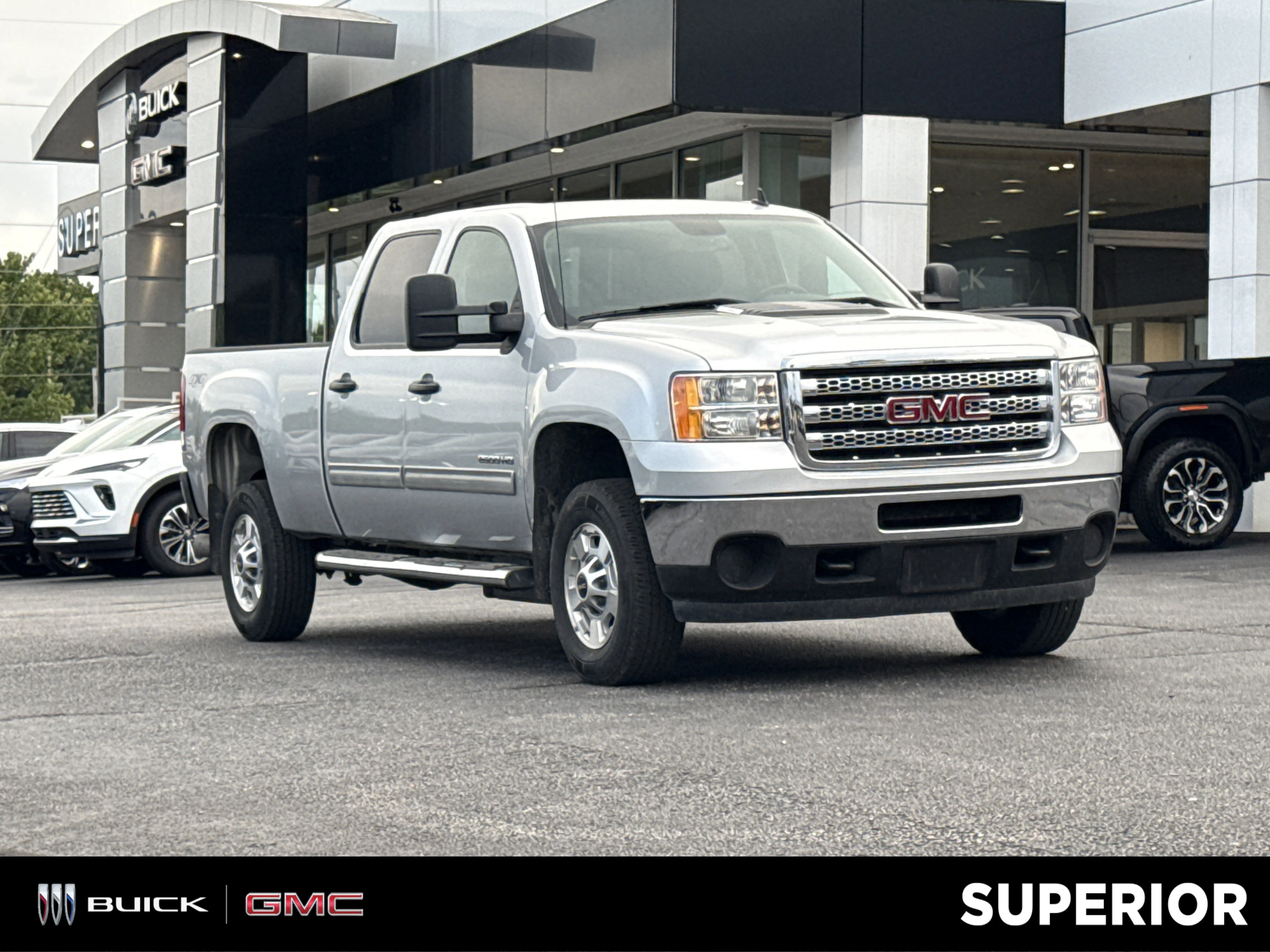2013 GMC Sierra 4WD Crew Cab 6.5ft SLE's photo