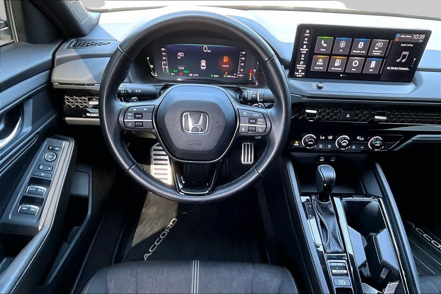 Used 2023 Platinum White Pearl Honda Sport image 6