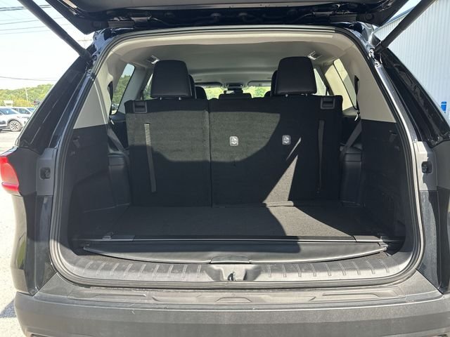 Used 2025 Black Toyota XLE image 21